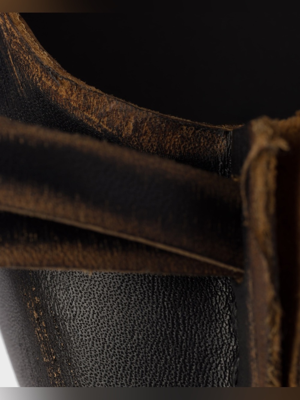 Prada FROM THE RUNWAY Antiqued leather pumps $1,590 38.5 - Picture 4 of 14